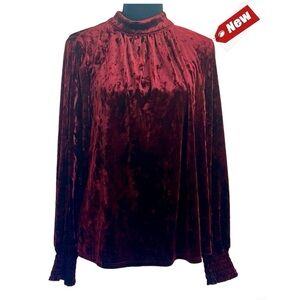 Cable & Gauge red crushed velvet long sleeve cold shoulder cutout blouse L NWT